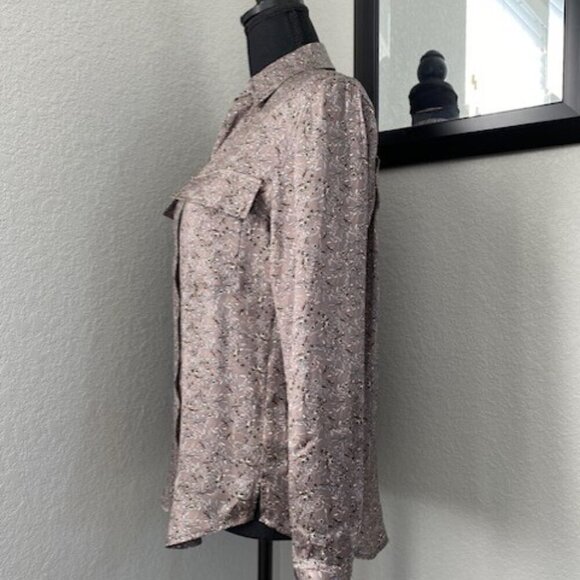 GOLD HAWK 100% Silk Printed Two Pocket Blouse Shirt Small - Picture 5 of 11